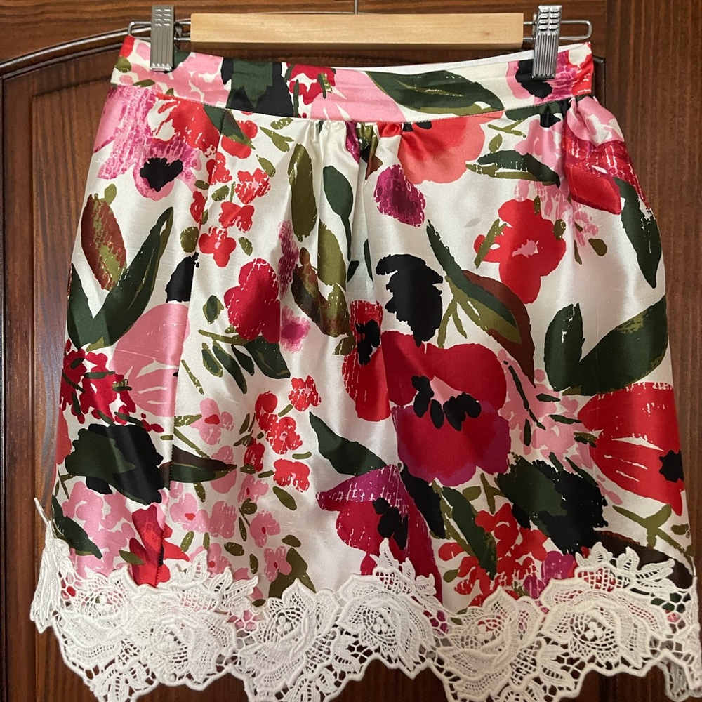 Women Dolce&Gabbana skirt.